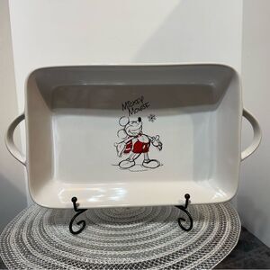 Disney Mickey Minnie Mouse Holiday Sketchbook Casserole/Baking/Serving Dish NWT
